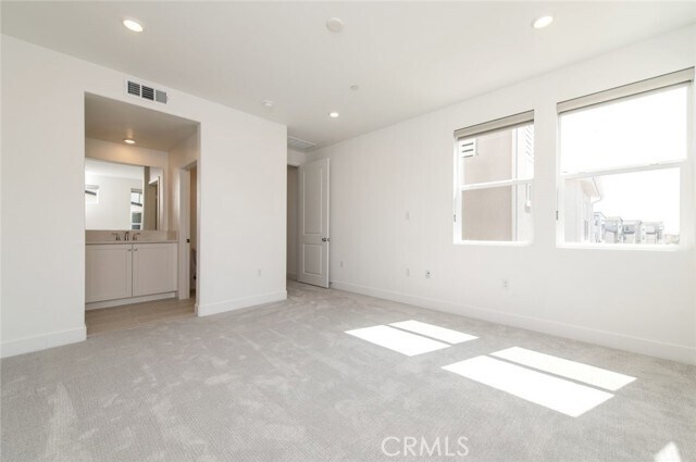 Building Photo - 474 Lobata