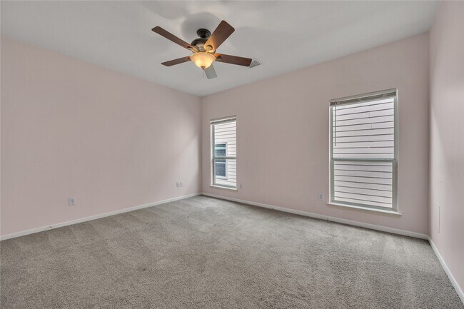 Building Photo - 2614 Shady Acres Ct