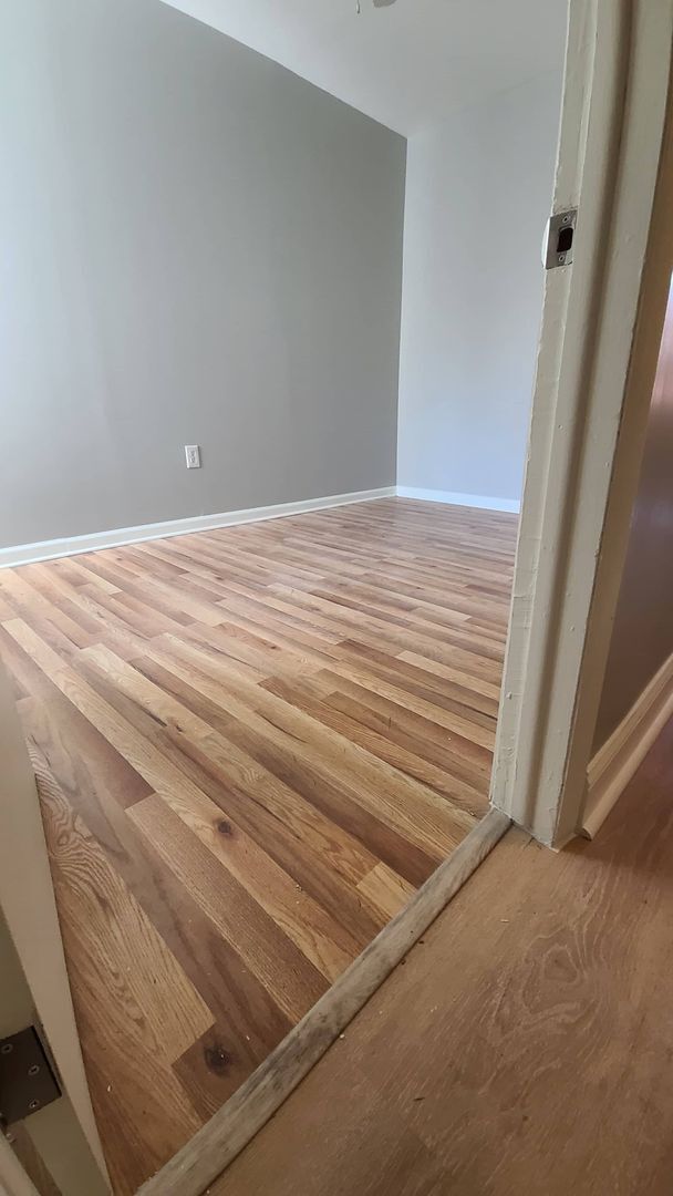 Building Photo - 3 Bed, 1.5 Bath House for Rent in Port Ric...