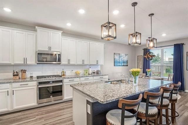 Building Photo - 13814 Russell Ct