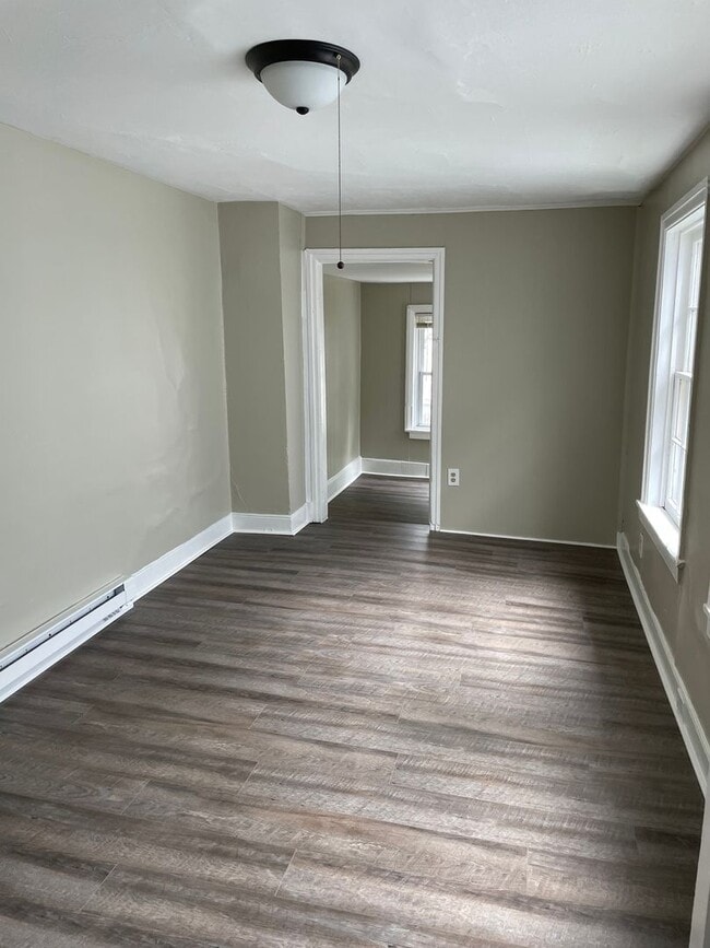 Building Photo - 3 Bedroom 1 Bath in Carlisle, PA!