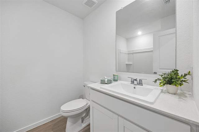 Building Photo - 9213 Schram Rd