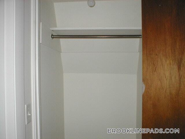 Building Photo - 1223 Beacon St