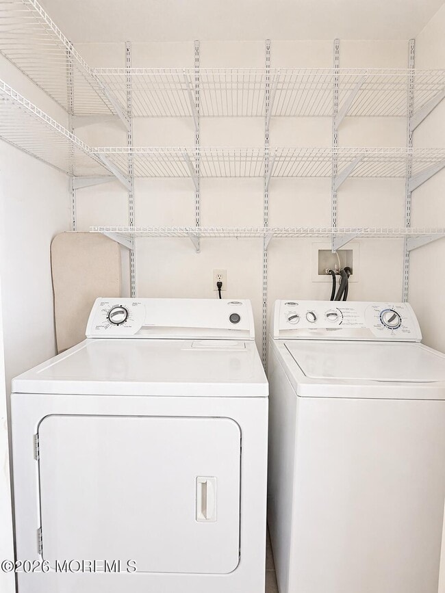 Building Photo - 616 Mattison Ave