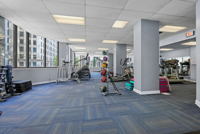 Building Photo - 405 N Wabash Ave