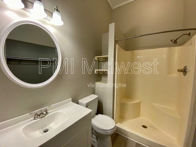Building Photo - 1542 Creekside Ln