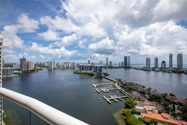 Building Photo - 6000 Island 2602 Is