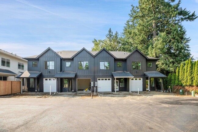 Building Photo - Landover Townhomes