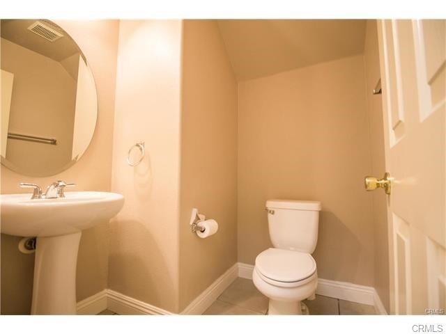 Building Photo - 7433 Rutledge Ct