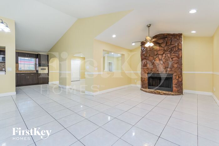 Building Photo - 12126 Dakota Woods Ln