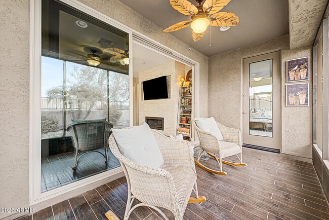 Building Photo - 3432 E Strawberry Dr
