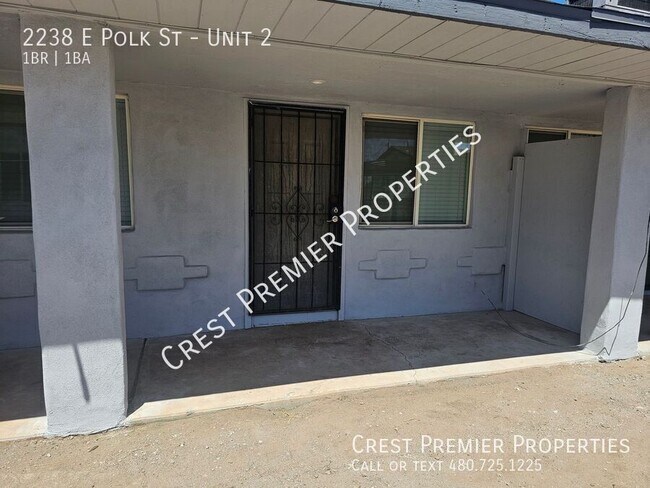 Building Photo - 2238 E Polk St
