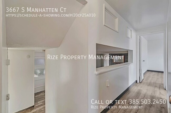 Building Photo - 3667 Manhattan Ct