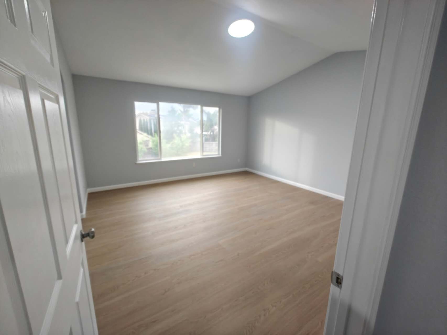 Building Photo - 9650 Mindoka Way