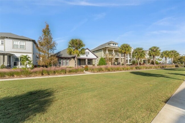 Building Photo - 13833 Behring Ave