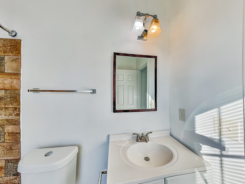 Building Photo - 333 Fletcher St SW