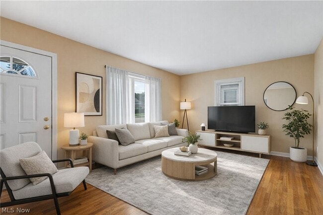 Building Photo - 629 Donald Ave