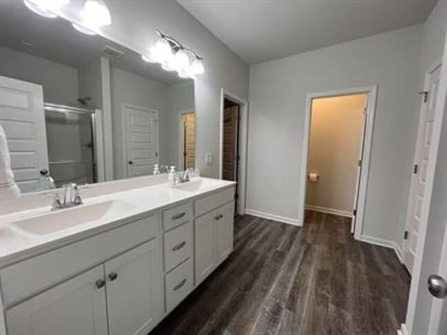 Building Photo - COMING SOON! Beautiful 4-Bedroom Home with...