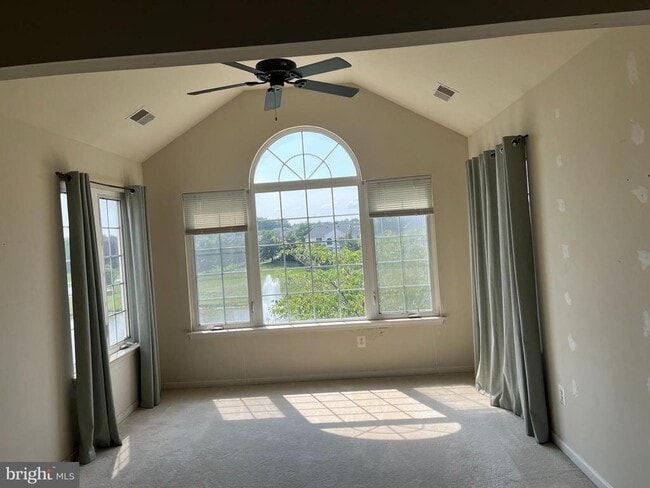 Building Photo - 22629 Upperville Heights Square