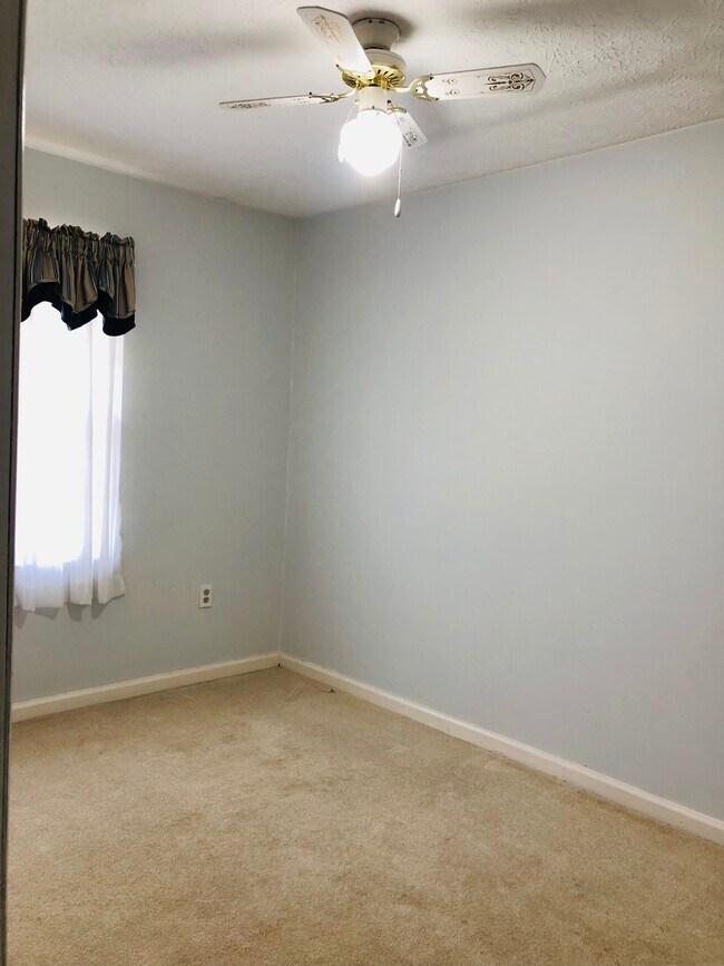 Bedroom 3 - Unfurnished - 660 Black Bear Run Rd