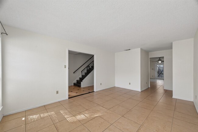 Building Photo - 14381 Still Meadow Dr