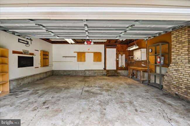 Building Photo - 7660 Turnbrook Dr