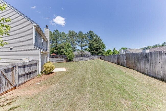 Building Photo - 678 Clairidge Elm Trail SW