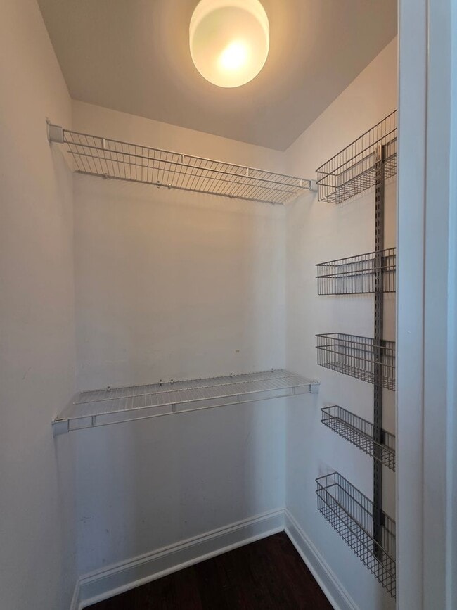Building Photo - For Lease  End-Unit 3-Bedroom Townhome wit...