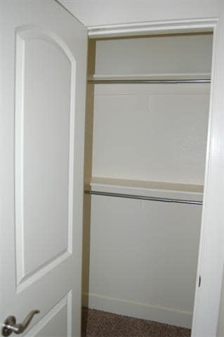 Building Photo - 213 Lily Ln