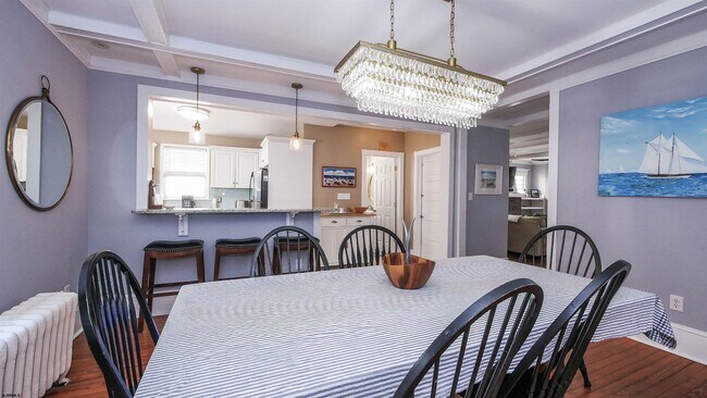 Building Photo - 26 S Oakland Ave