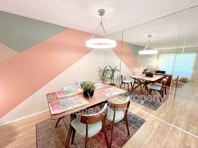 Building Photo - 2860 N Los Felices Rd