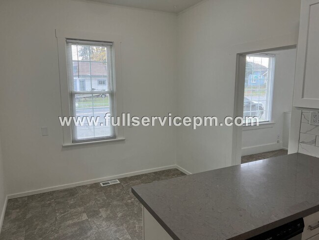 Building Photo - 1831 Rainier Ave