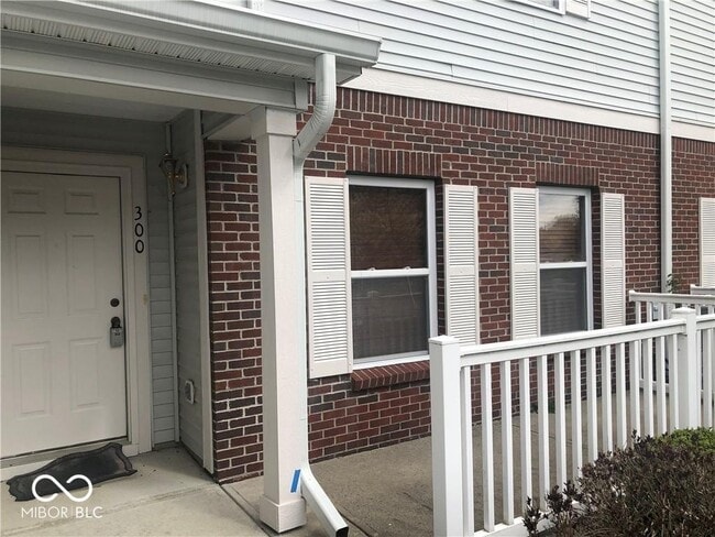 Building Photo - 13325 White Granite Dr