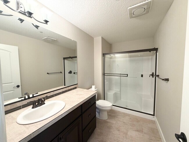 Building Photo - Beautiful 5 Bedroom with Den/Office and Large Bonus Room in Bethany Ridge!!!