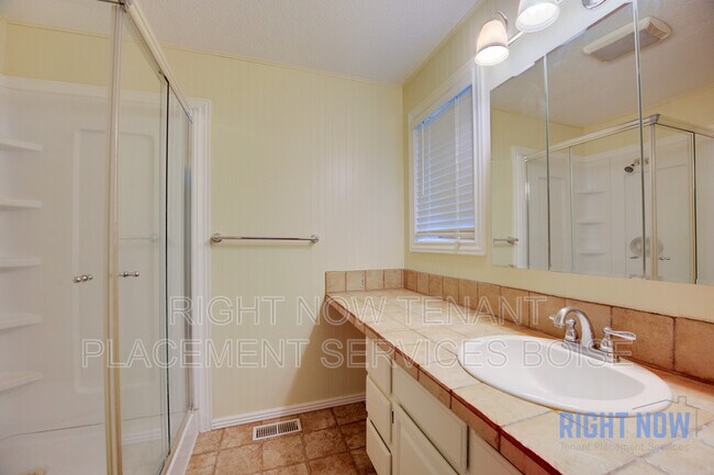 Building Photo - 11156 W Gunsmoke St