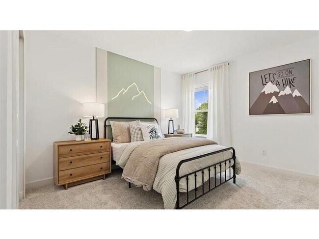 Building Photo - 2187 Tyrone Dr