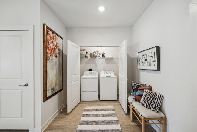 Building Photo - 1109 Giddings Wy