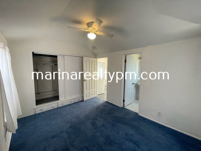 Building Photo - 1716 Marin St