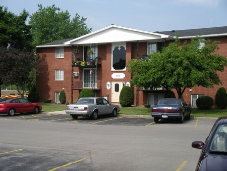 Royal York - Royal York Garden Apartments