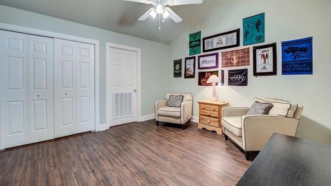 Building Photo - 65 Great Egret Ct