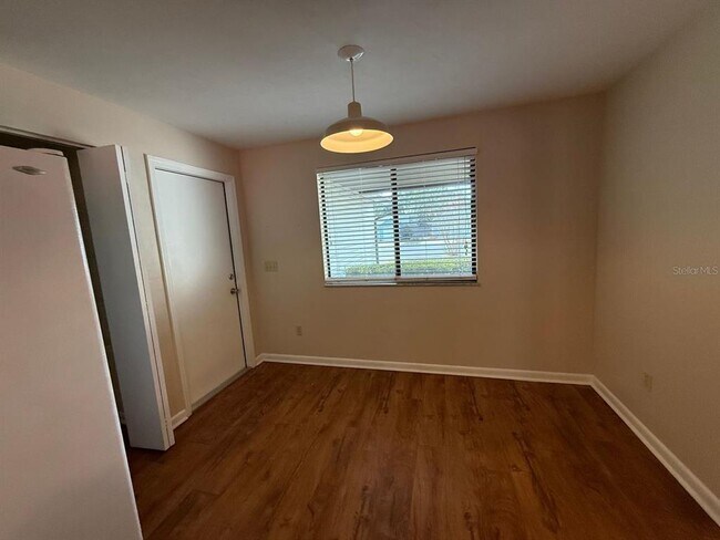 Building Photo - 2260 NW 41st Pl