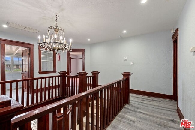 Building Photo - 1750 W 49th St