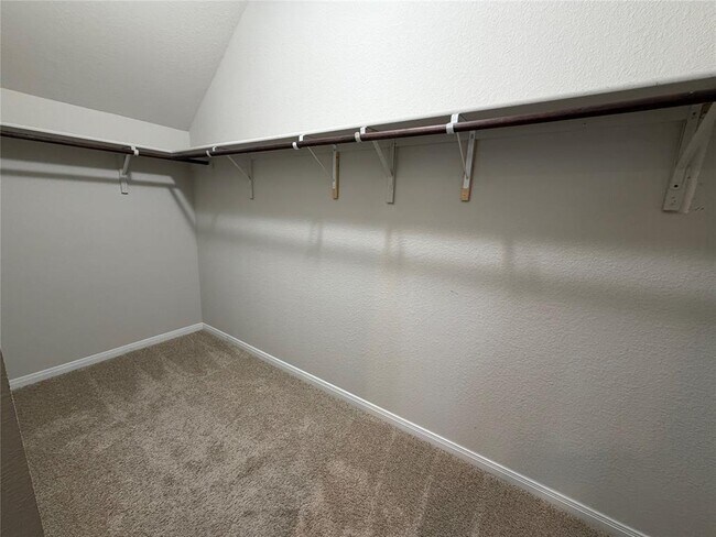 Building Photo - 14017 Macquarie Dr