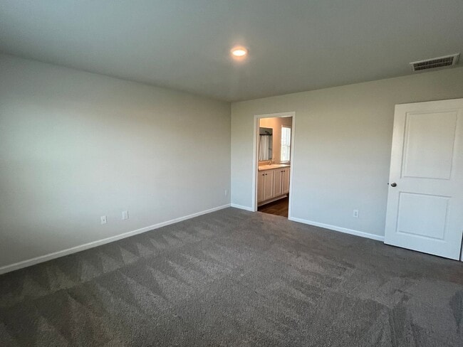 Building Photo - 3563 Wigeon Wy