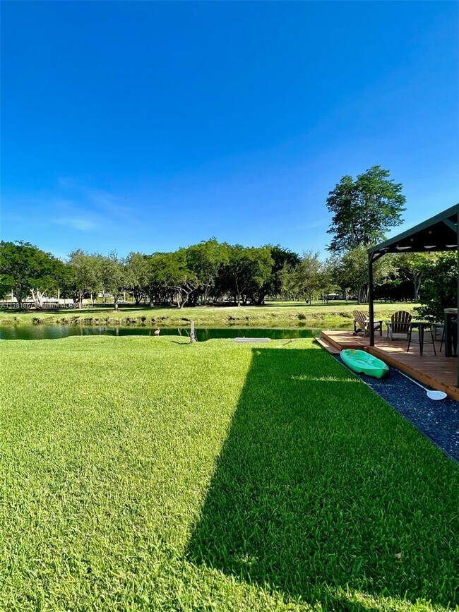 Building Photo - 7720 SW 147th Terrace