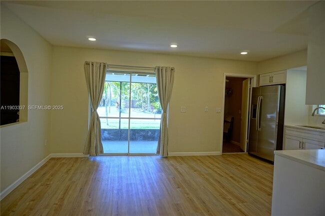 Building Photo - 971 Fulton Ln NE