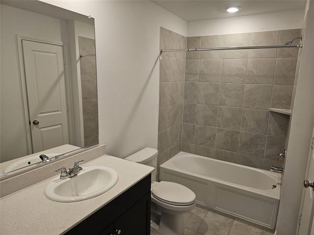 Building Photo - 200 Rubylace Dr