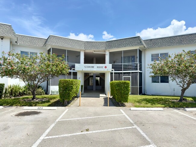 Building Photo - 6507 Winfield Blvd