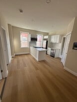 Building Photo - 92 Maple St