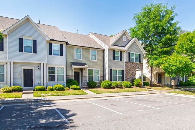 Building Photo - 4509 Middletown Dr